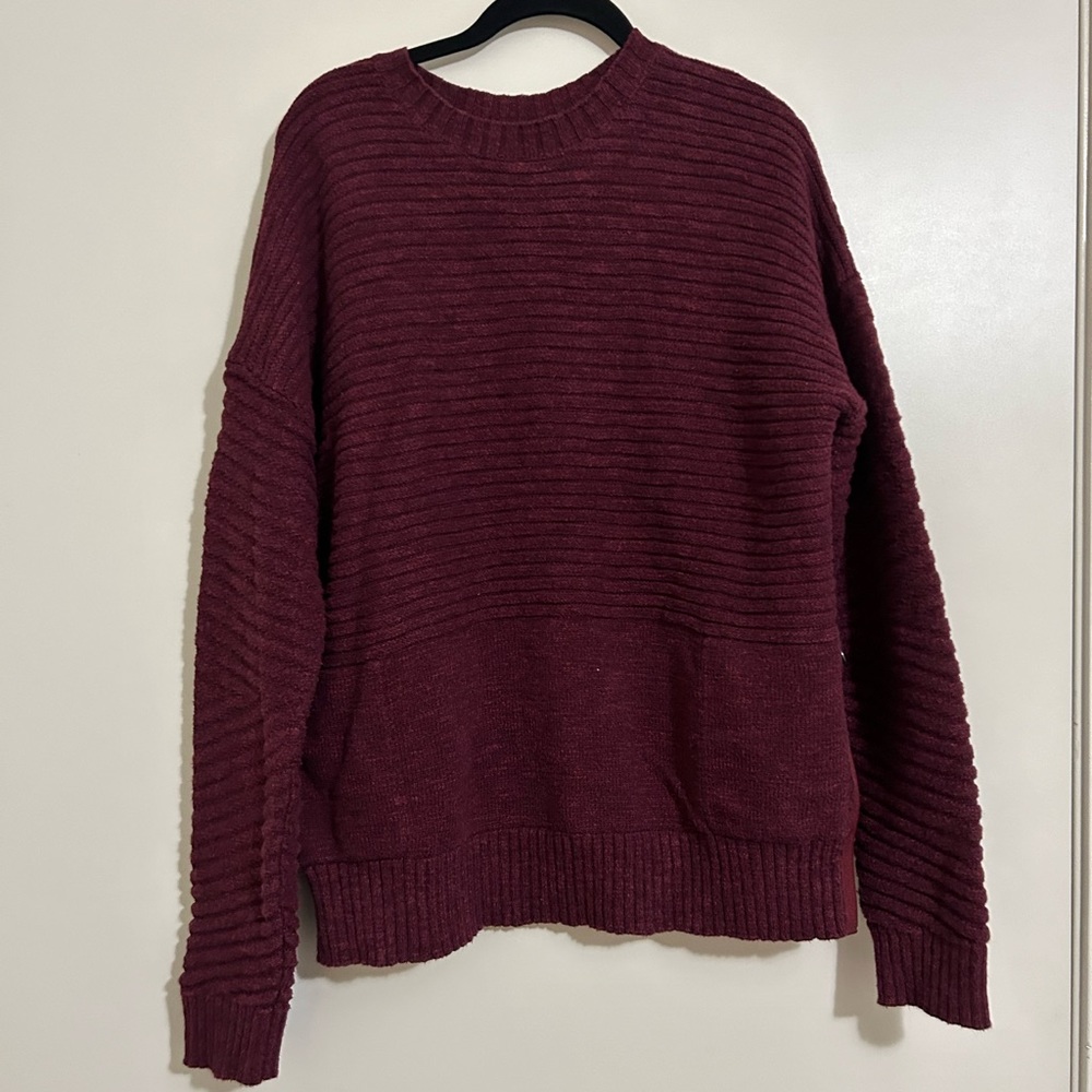 Lululemon Maroon Sweater